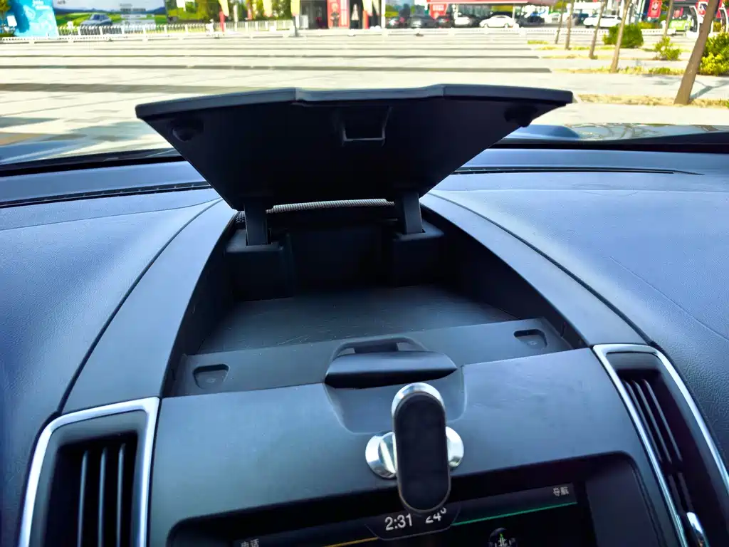 Ford Edge — миниатюра 11
