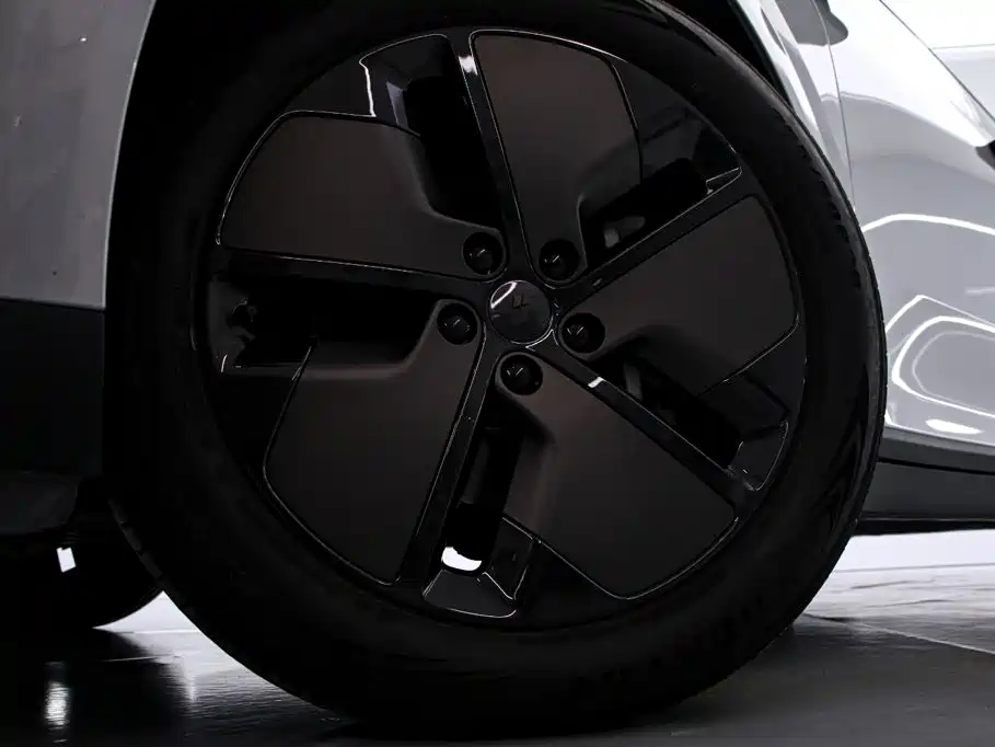Li Auto Li i6 — миниатюра 18
