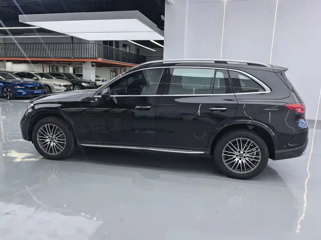 Mercedes-Benz GLC 2023 — фото 11