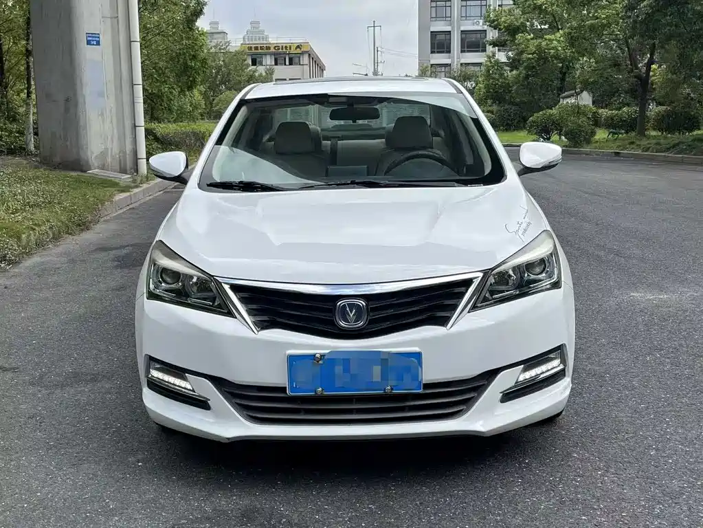 Changan V7 — миниатюра 2
