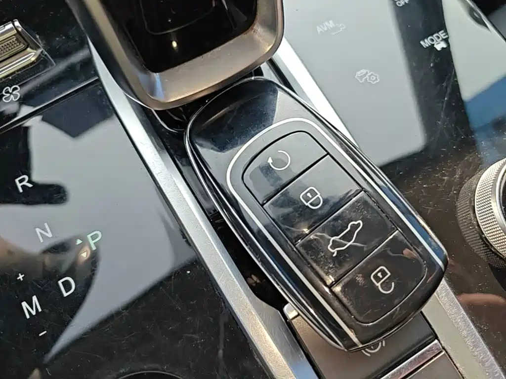 Chery Tiggo 8 — миниатюра 9