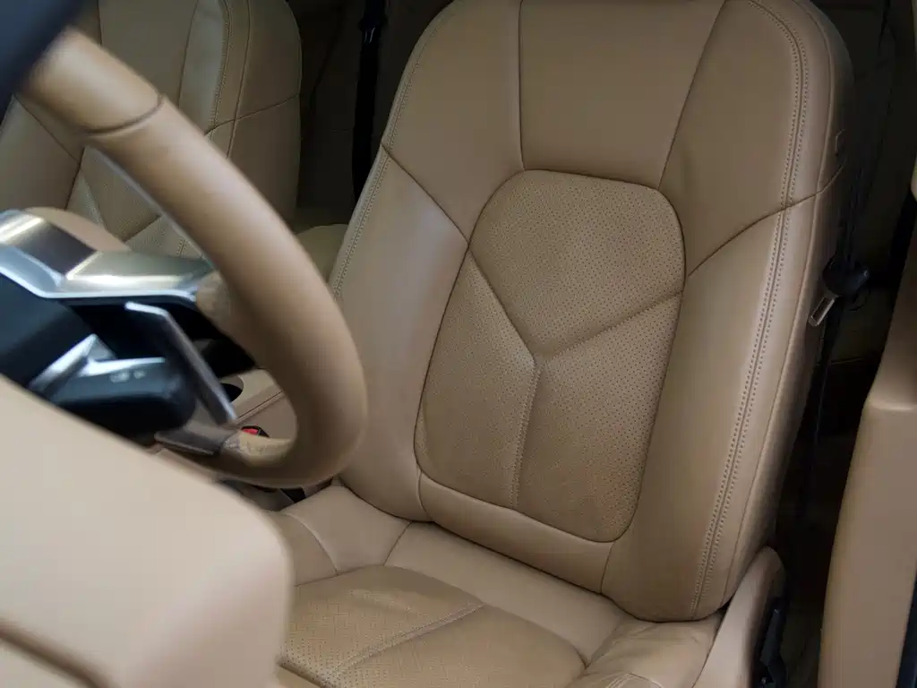 Porsche Macan — миниатюра 16