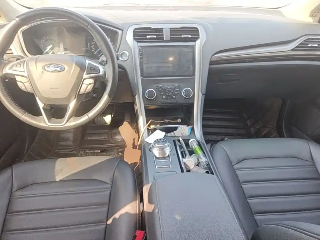 Ford Mondeo — миниатюра 10