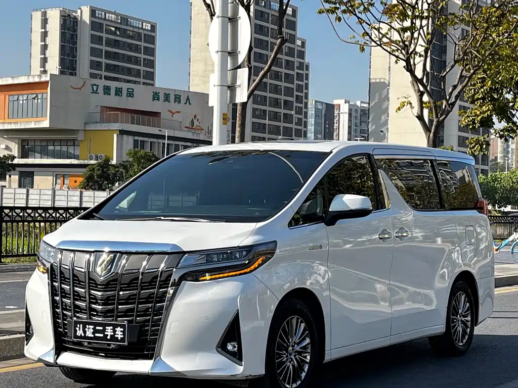 Toyota Alphard 2021