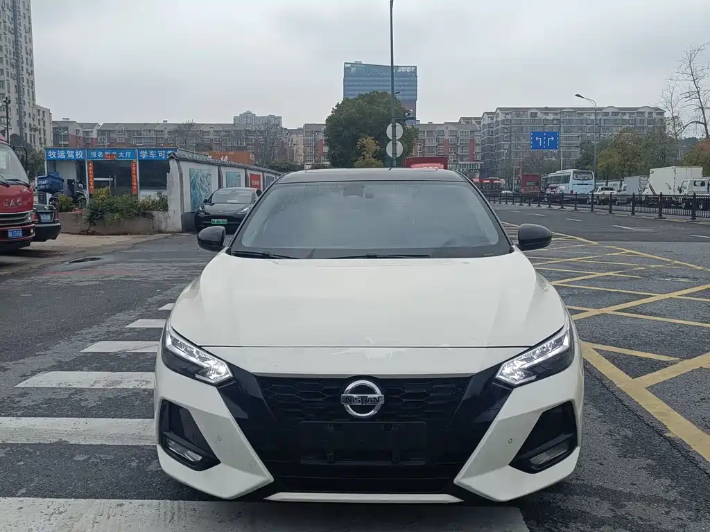 NISSAN XUAN YI