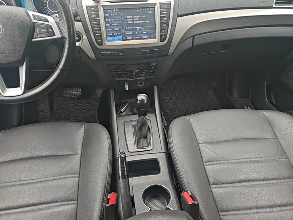 BAIC Senova X65 — миниатюра 14