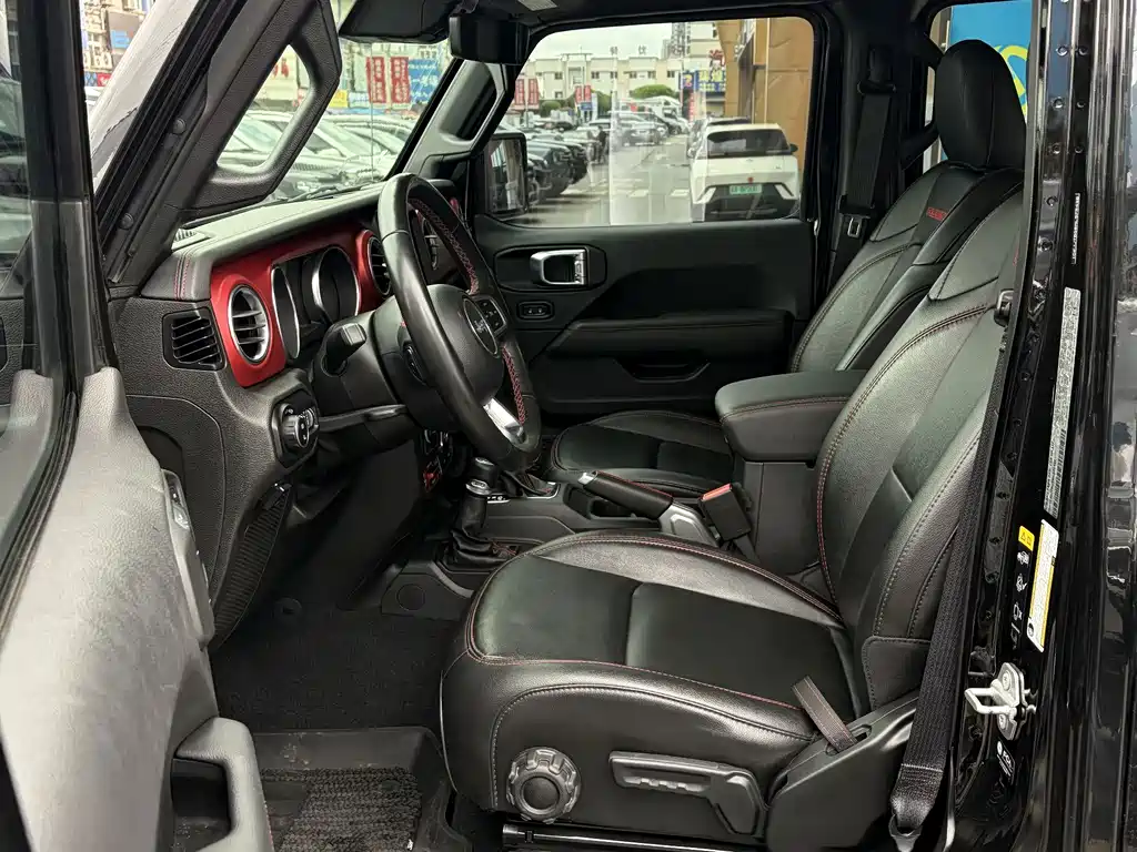 Jeep Gladiator — миниатюра 13