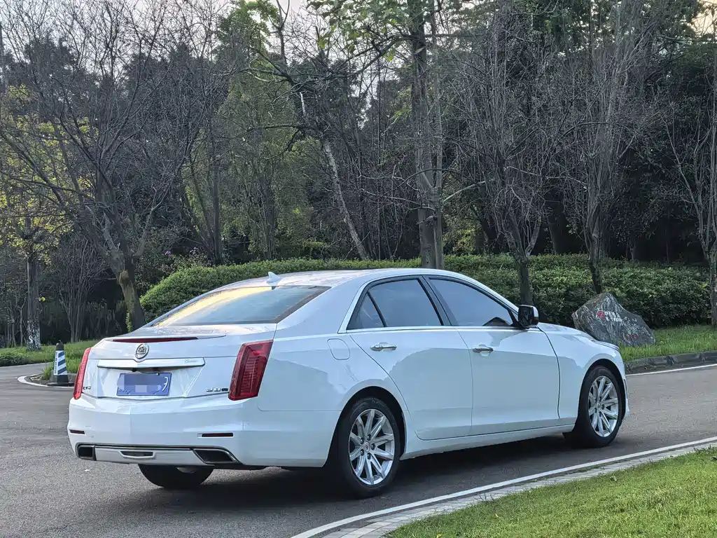 Cadillac CTS — миниатюра 7
