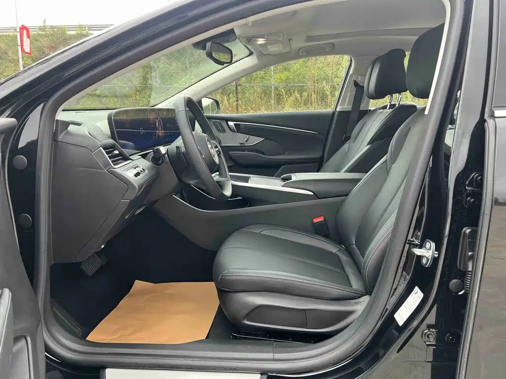 Buick LaCrosse — миниатюра 6