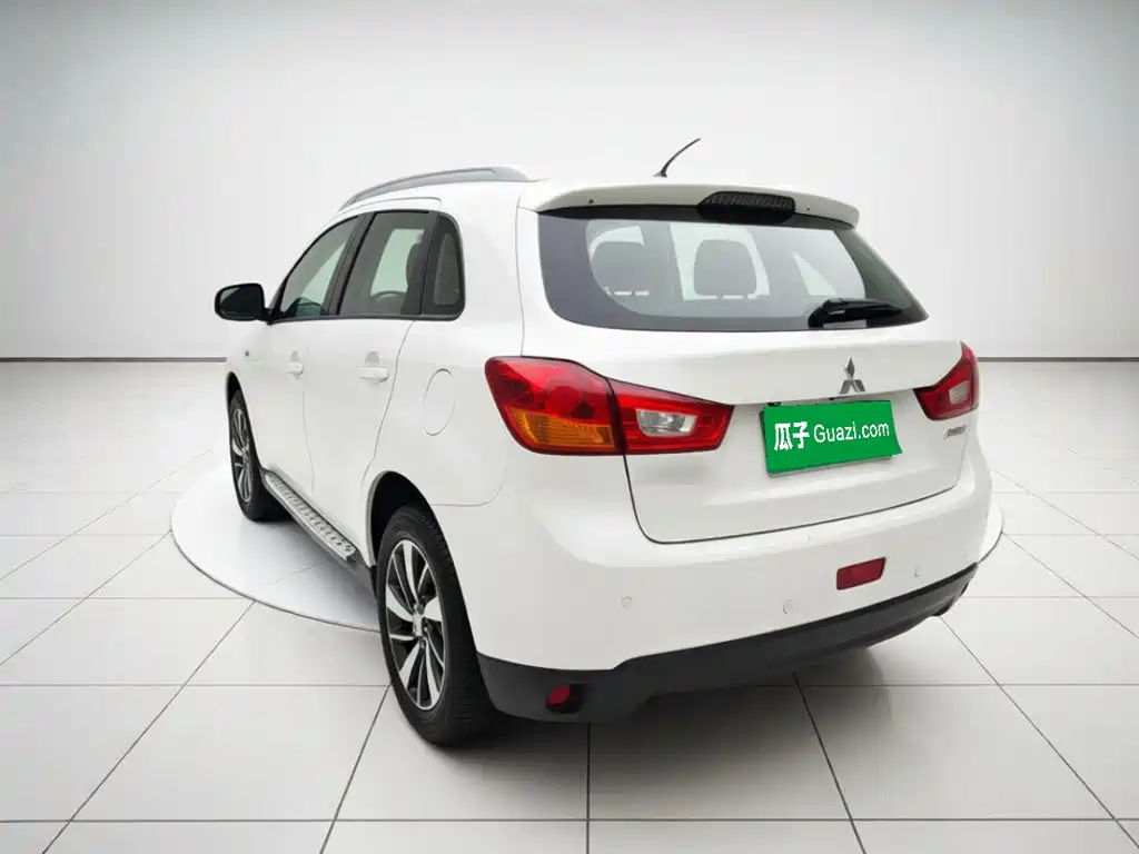 Mitsubishi ASX — миниатюра 4