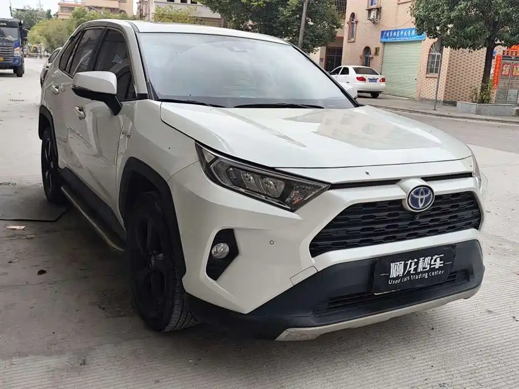 TOYOTA RAV4 RONGFANG