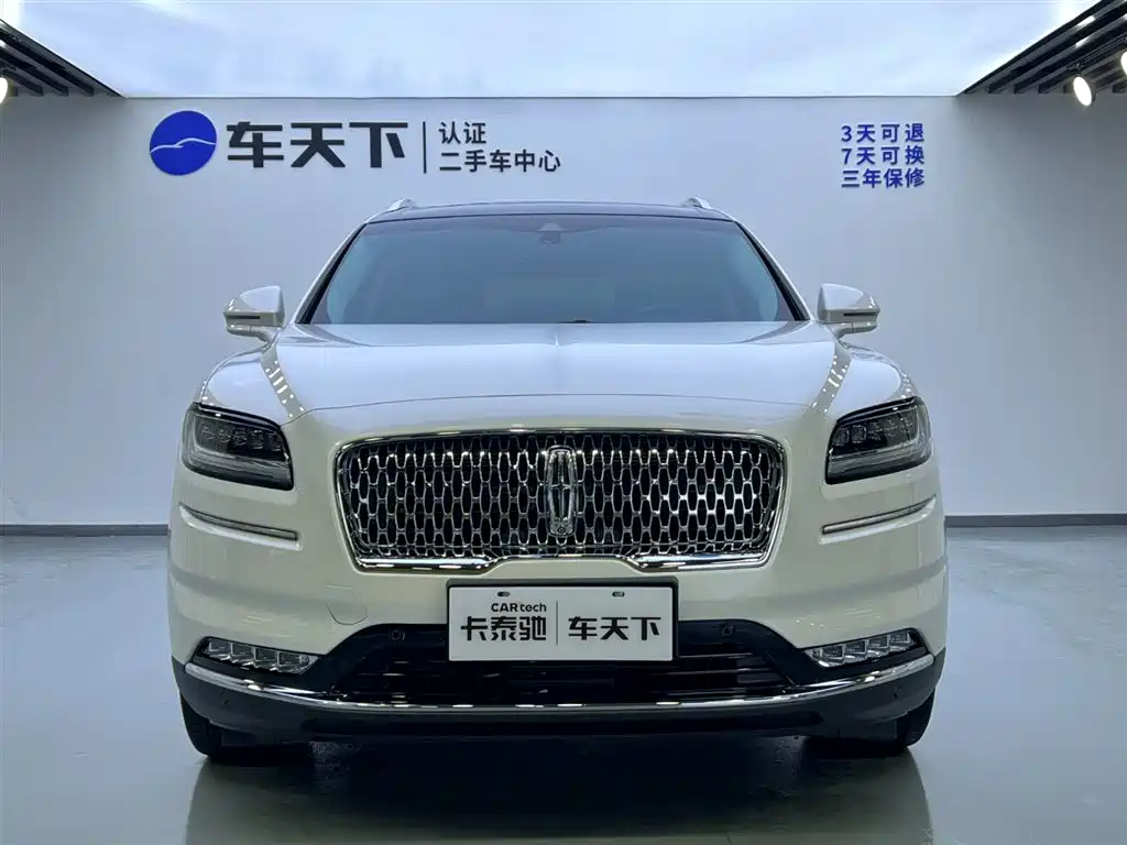 Lincoln Nautilus 2021 2.7T