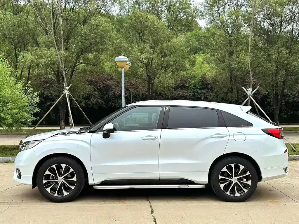 Honda Avancier 2017 240TURBO Luxury
