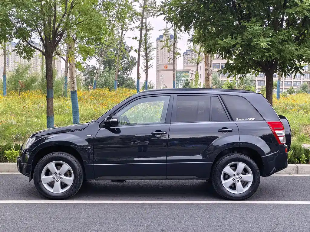 Suzuki Grand Vitara — миниатюра 5