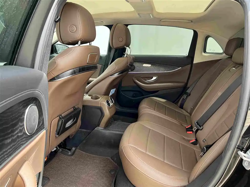 Mercedes-Benz E-Class E 2016 E 300 L Sport Fashion