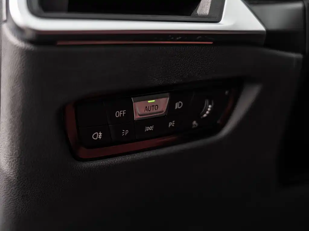 BMW 3 Series — миниатюра 16
