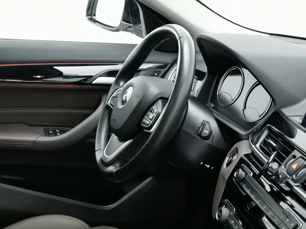 BMW X2 — миниатюра 22