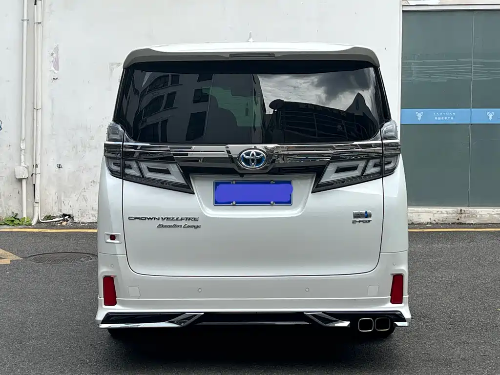 Toyota Vellfire — миниатюра 9