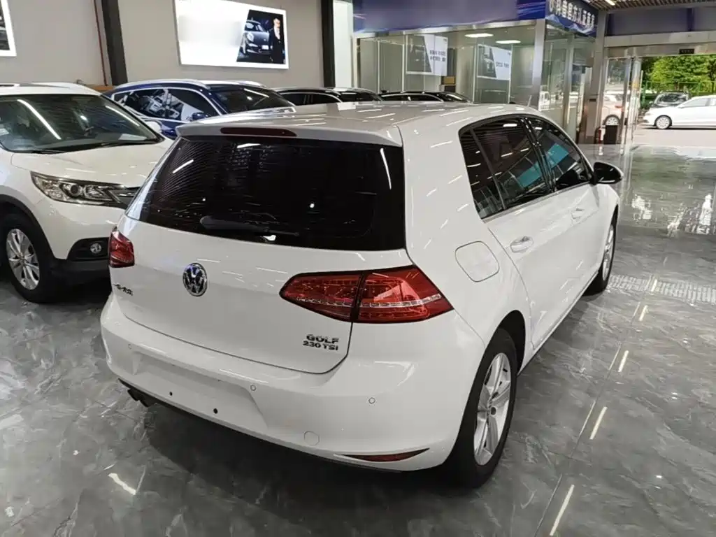 Volkswagen Golf — миниатюра 7