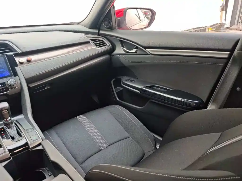 Honda Civic — миниатюра 14