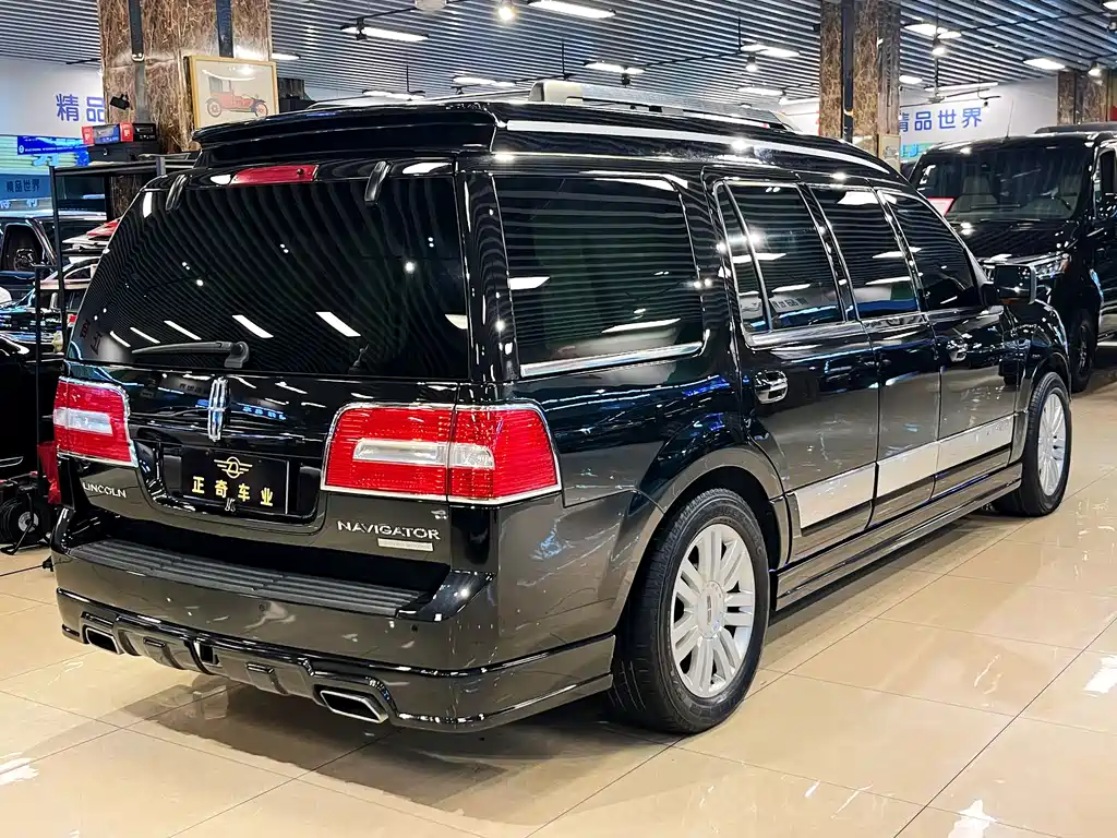 Lincoln Navigator 2016 5.4L