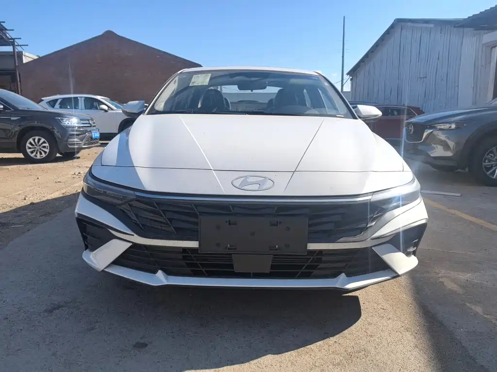 Hyundai Elantra 2026