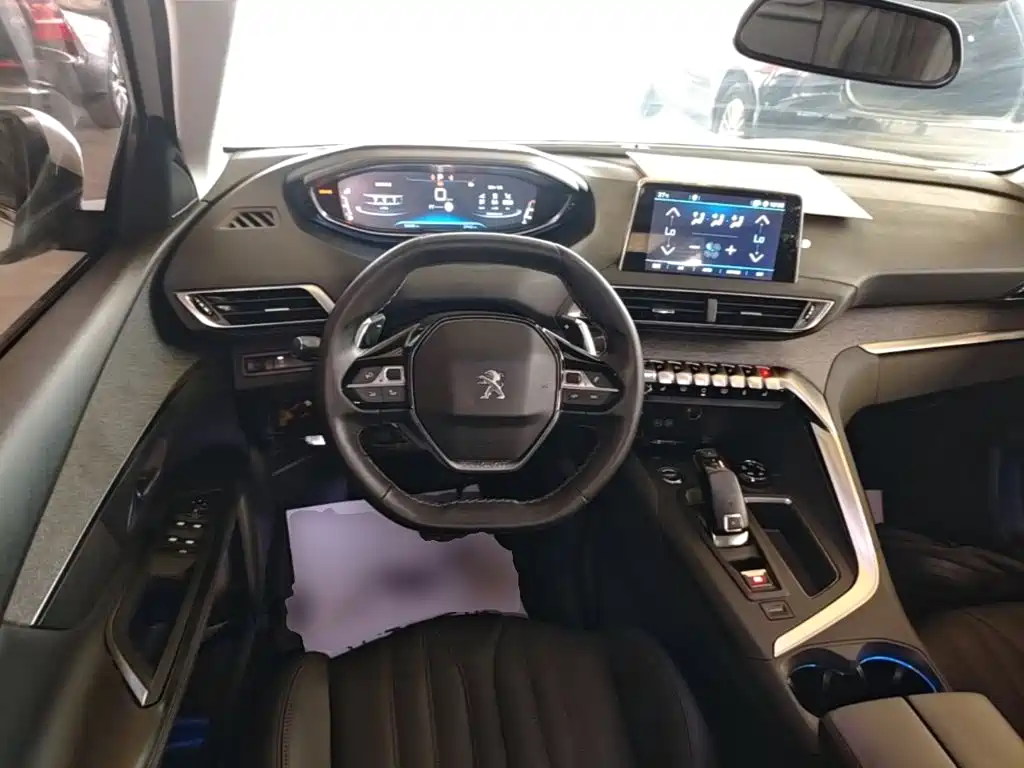 Peugeot 4008 — миниатюра 6