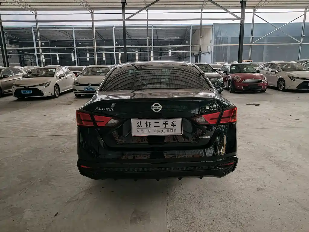 Nissan Teana — миниатюра 6