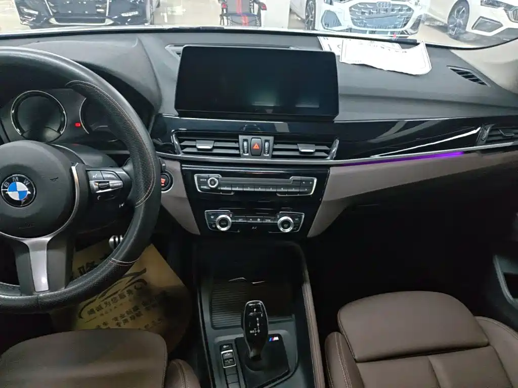 BMW X1 — миниатюра 13