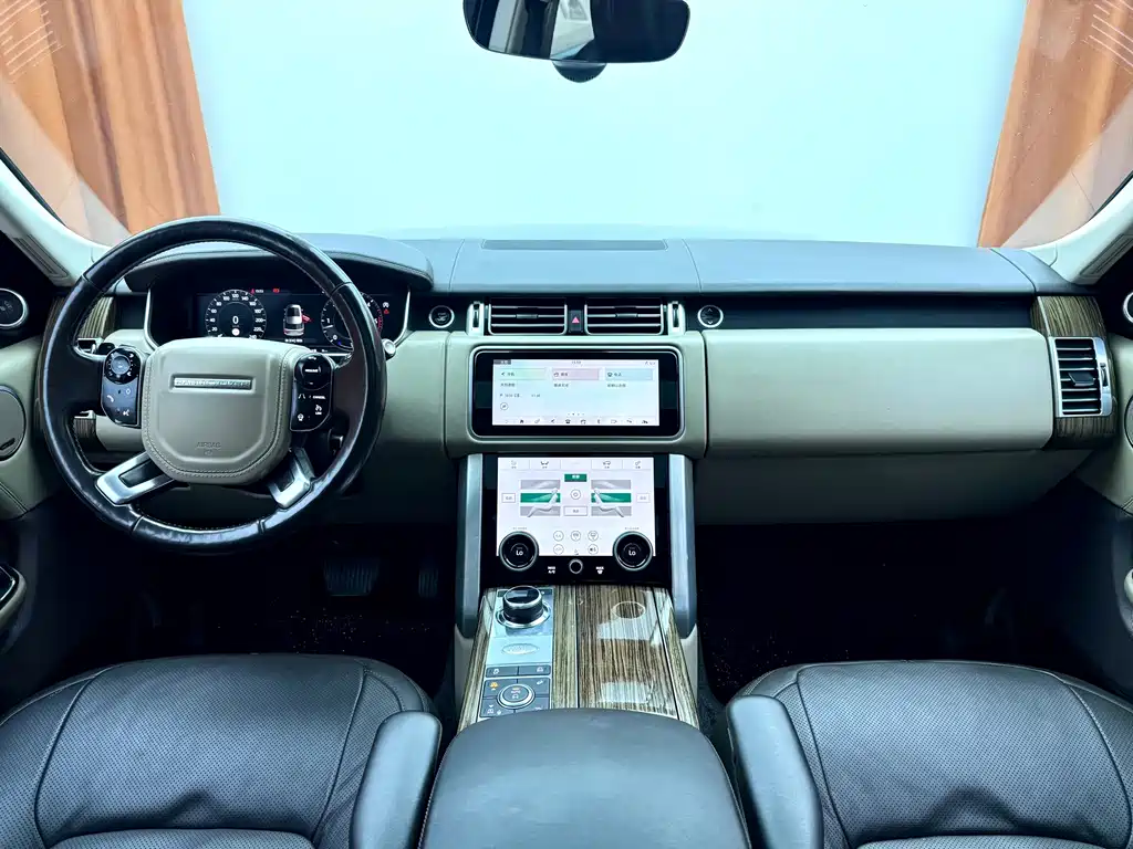 Land Rover Range Rover — миниатюра 9