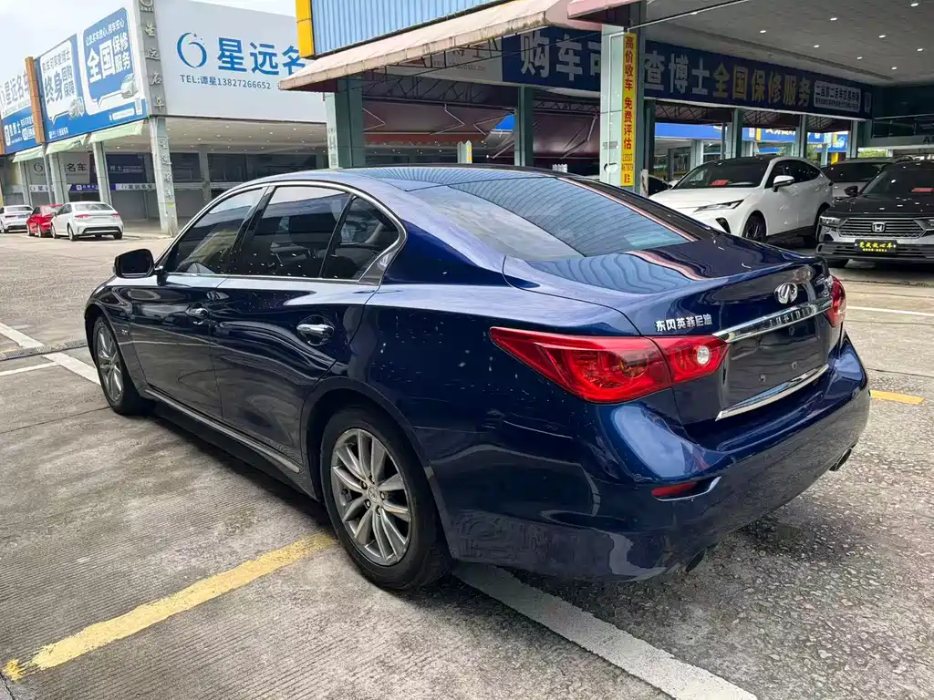Infiniti Q50L 2016 2.0T Enjoy