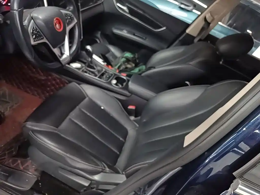 BYD MAX — миниатюра 15