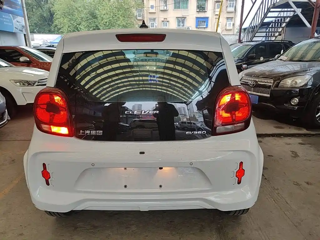 Roewe Clever — миниатюра 6