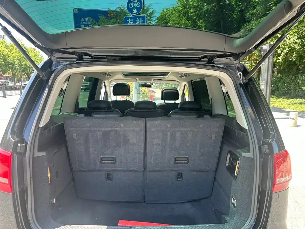 Volkswagen Sharan — миниатюра 6