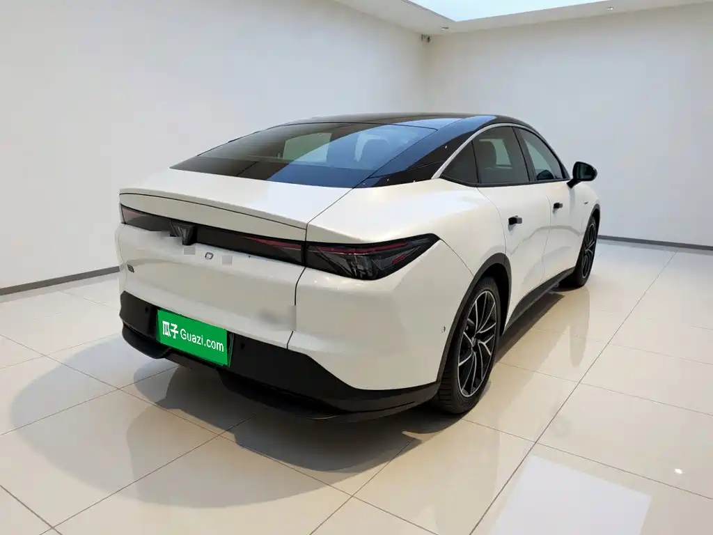ARCFOX Alpha S5 — миниатюра 4