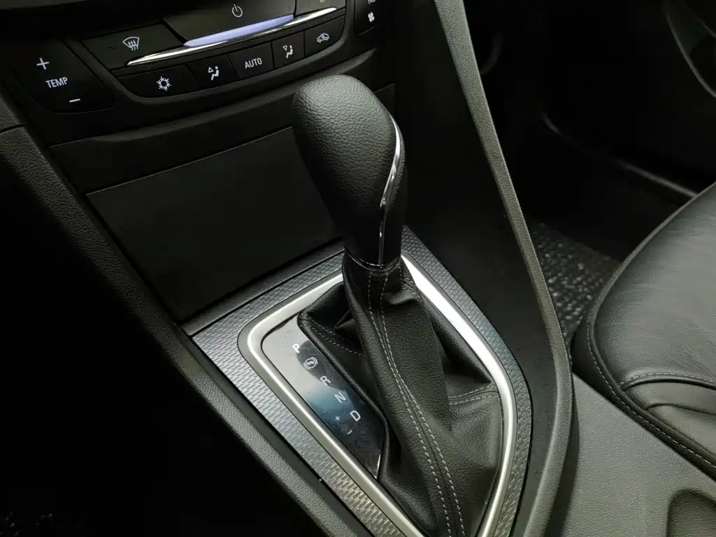 Buick Excelle — миниатюра 13