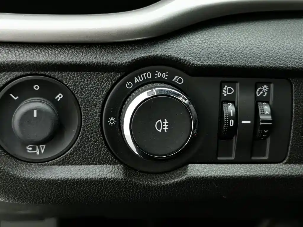 Buick Excelle — миниатюра 21