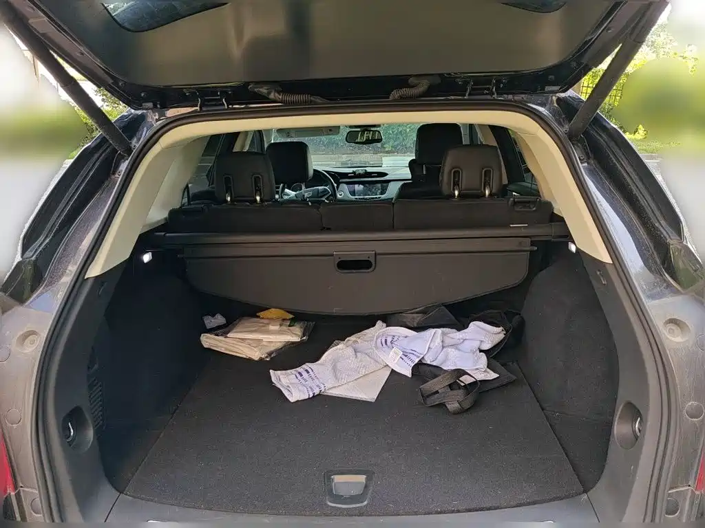 Cadillac XT5 — миниатюра 10
