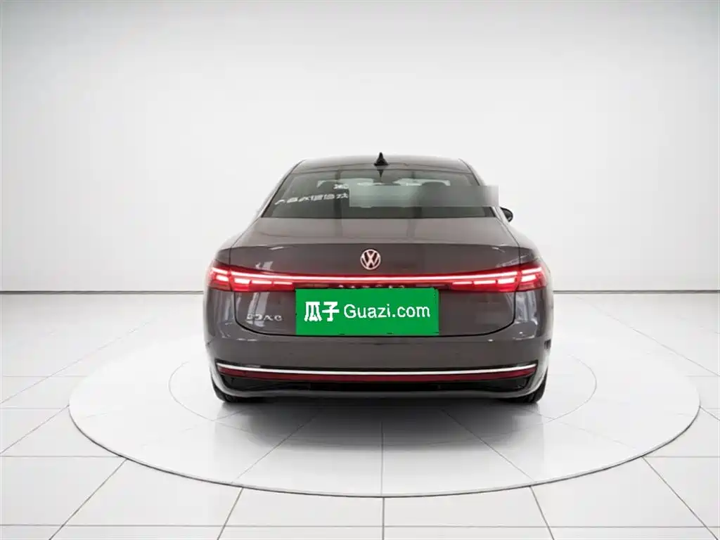 Volkswagen Passat 2025 Pro 380TSI