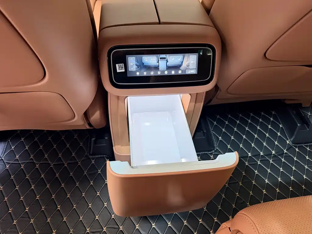 Leapmotor Leapmotor D19 — миниатюра 20