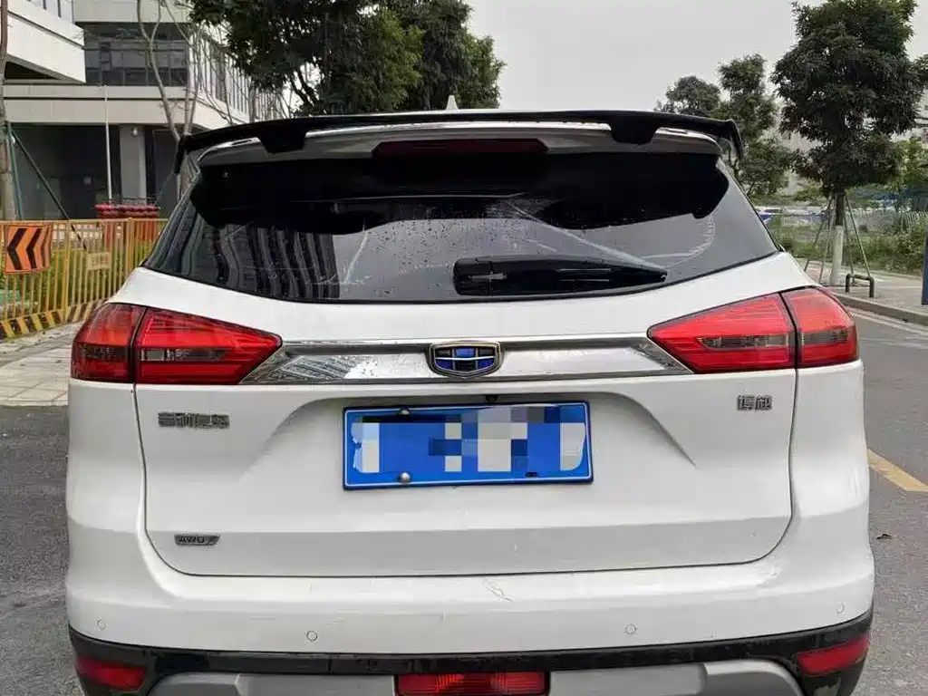 Geely Boyue — миниатюра 4