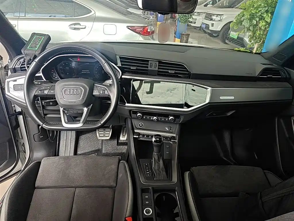 Audi Q3 2023 45 TFSI quattro Fashion