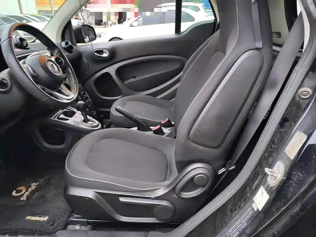 smart Smart Fortwo — миниатюра 17