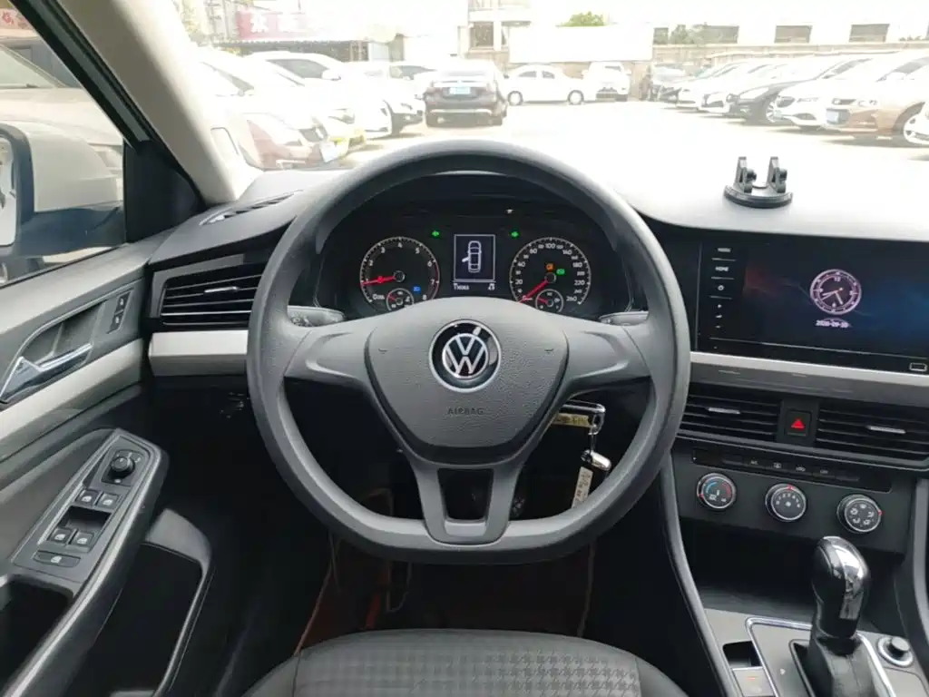 Volkswagen Bora — миниатюра 11