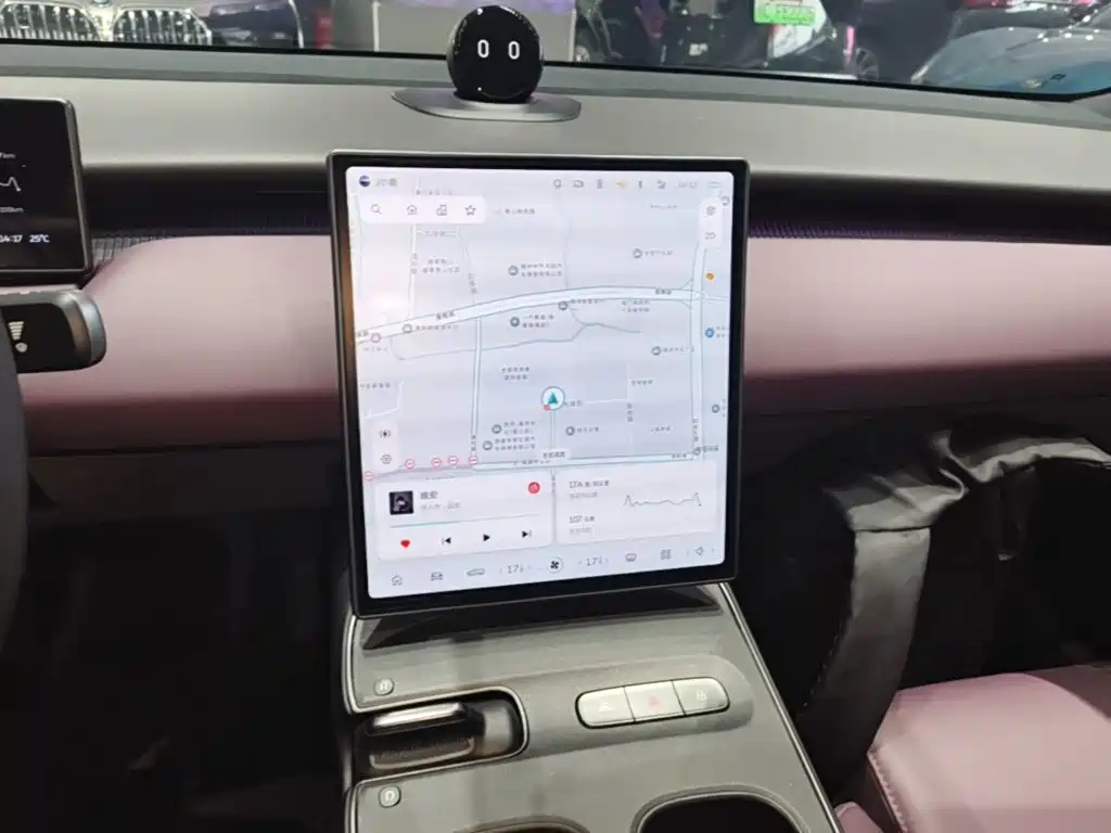 NIO ET5T — миниатюра 13
