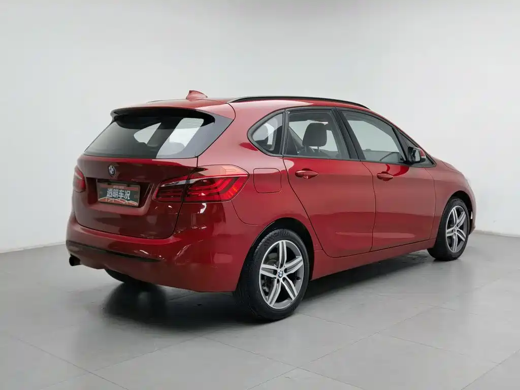 BMW 2 Series Active Tourer — миниатюра 2