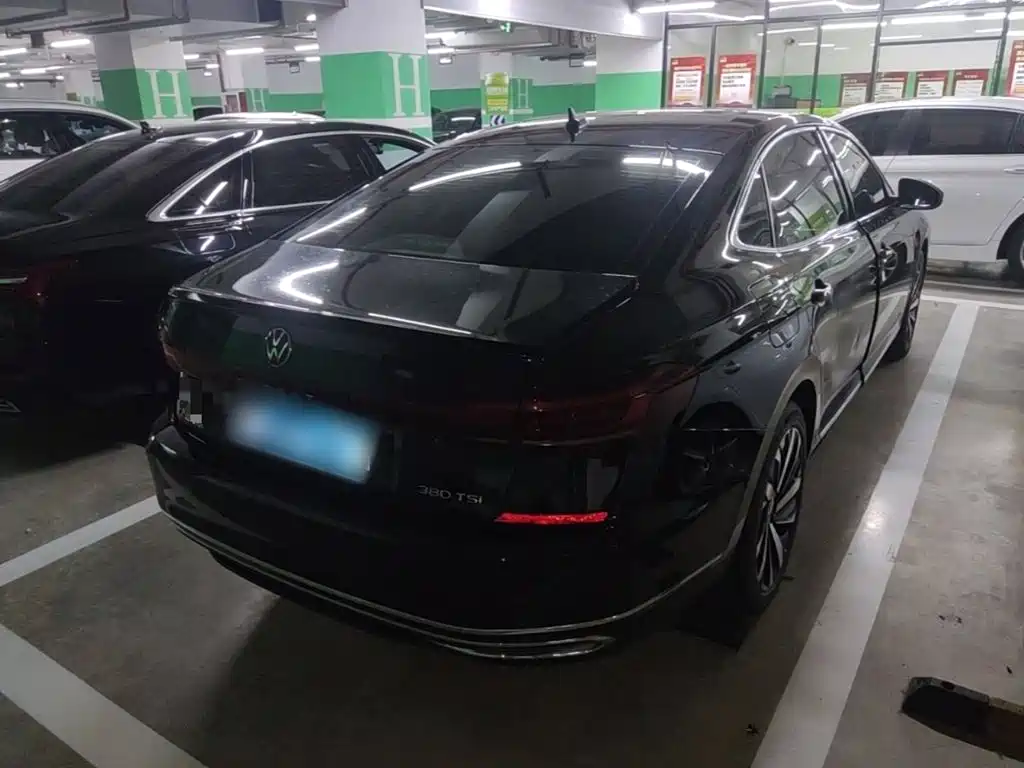 Volkswagen Passat — миниатюра 7