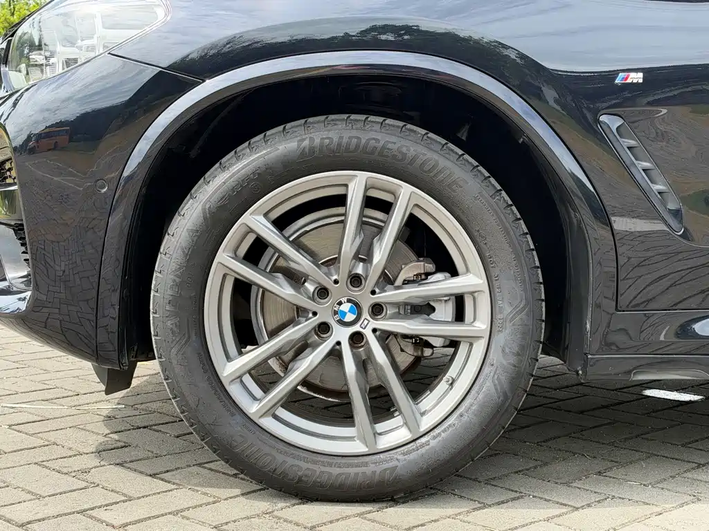 BMW X4 — миниатюра 21