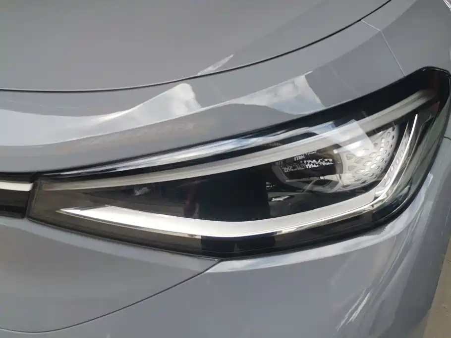 Volkswagen ID.4 Crozz — миниатюра 4