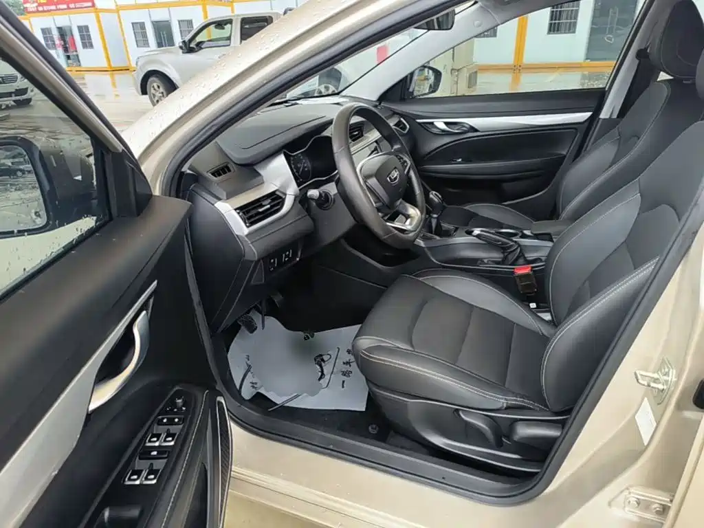 Geely Emgrand — миниатюра 16